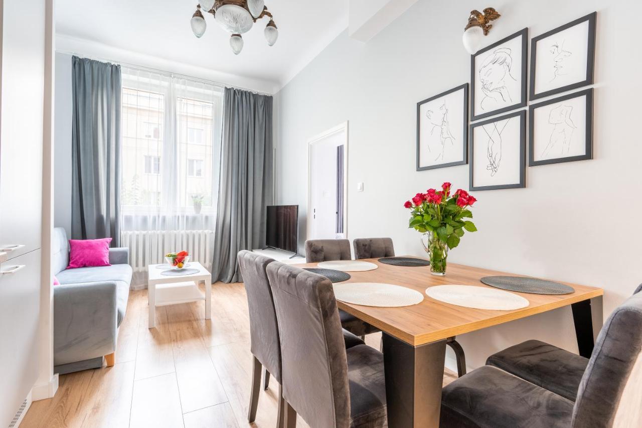 Pod Arkadami Appartement Warschau Buitenkant foto