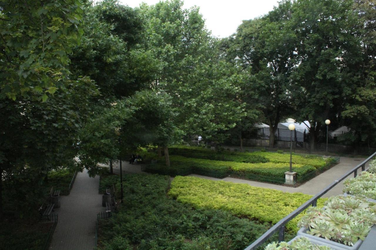 Pod Arkadami Appartement Warschau Buitenkant foto